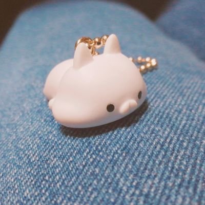 しおり 爪噛み克服 O Ozzz68 Twitter
