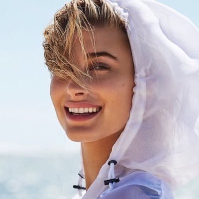 Hailey Baldwin Italy On Twitter Video Di Hailey Baldwin E