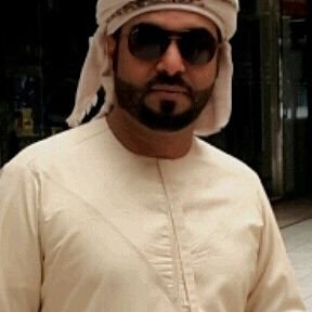 كلما جيت ابتدي فيك انتهيت وكلما جيت انتهي شفتك بداية وكلما جيت انحرم منك اشتهيت طعم قربك صار لي أكبر هواية أن كتبتك حرف شفتك الف بيت وان كتبتك بيت أصبحت لي رواي