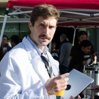 Fan of epic gaming and time music, Scifi, and all things video games.
Engineer @Netflix