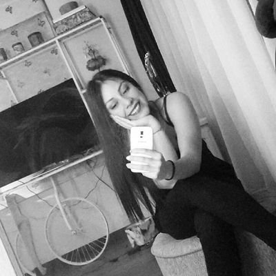 Lau_ura_'s profile picture. ING 🌍⚒️.