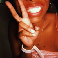 brooke the good (@wtrmlnwlkr) 's Twitter Profile
