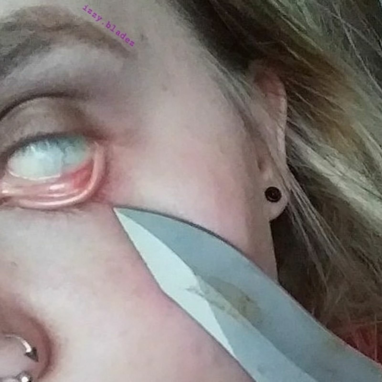 oPiddles's profile picture. . Pardon me, you do not belong here.