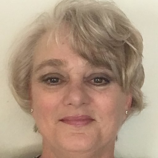 Liquidsoaper's profile picture. 🎀🦋Learn to make toxin-free, commercial quality, liquid soap! #veggiegrower~#selfsufficiency~ #soap,~#chemicalfree~aspiring #homesteader🎀💦