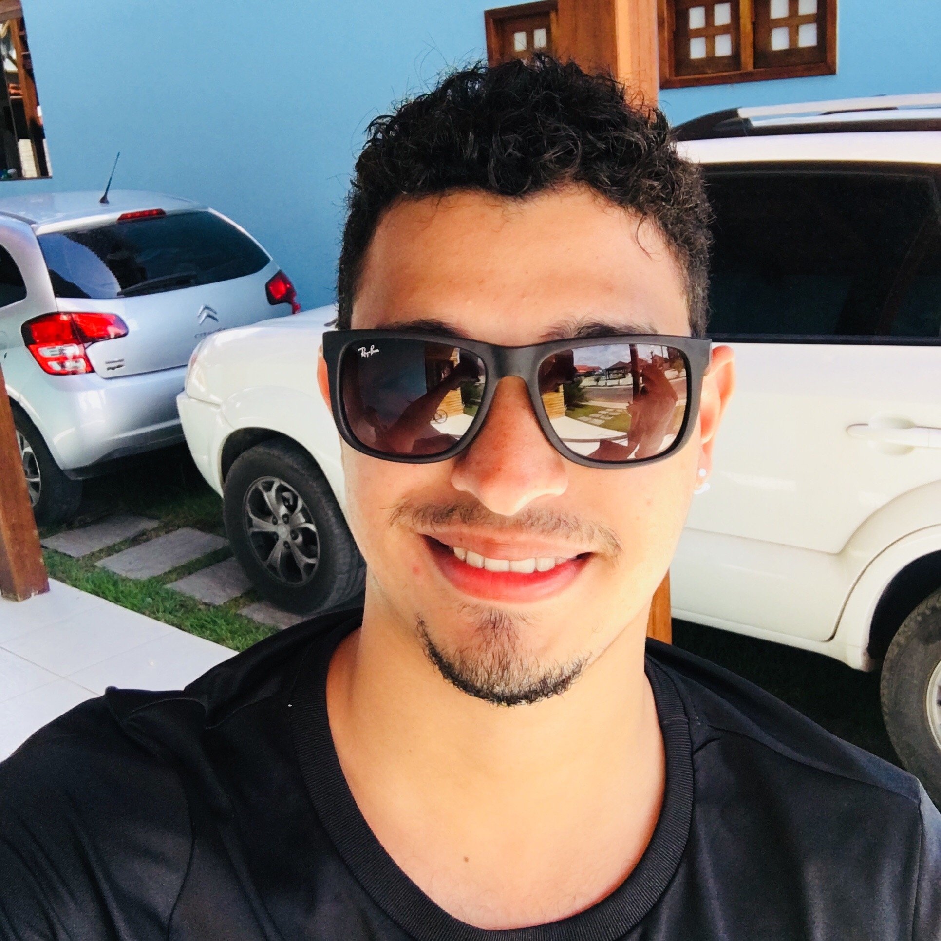 gaabriielramos's profile picture. paz e amor é o que eu quero pra nós