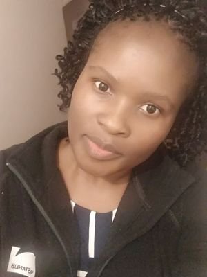 CynthiaSimela12's profile picture. I'm loving