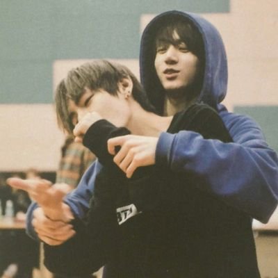 rrrrriiiiiBTS's profile picture. 