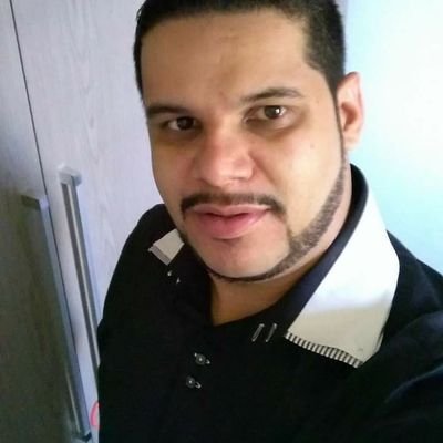 “Quando pensamos que sabemos todas as respostas, vem a vida e muda todas as perguntas.”
=