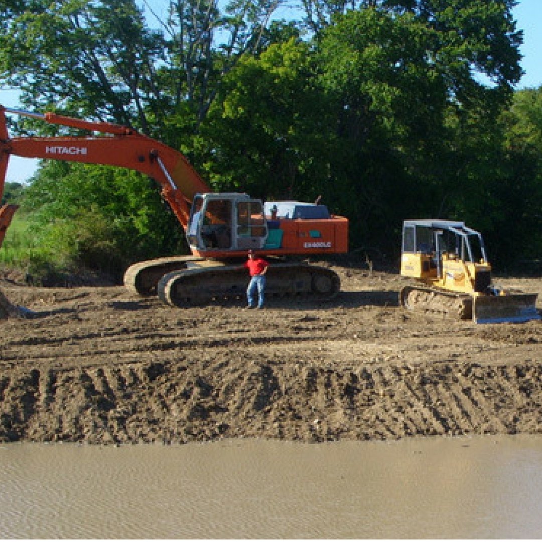 EastTexas_Exc's profile picture. Our goal is professional work with satisfied customers at a reasonable rate. We offer excavation services from demolition, land clearing, and more!