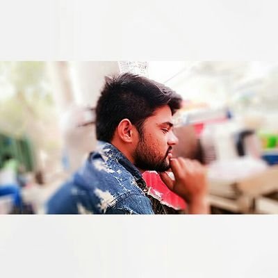 जब से वो मशहूर हो गये हैं, हमसे कुछ दूर हो गये हैं…😭 💔 😢   king