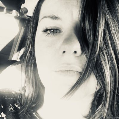 mytalkingdog8's profile picture. mostly human 👾