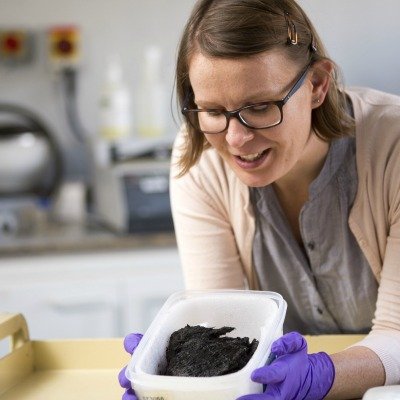 Lecturer in Archaeology @UofGlasgow | ancient textiles | material culture | Follow @UofGArchaeo for updates.