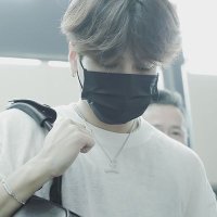 senpainky (@aleinalone) 's Twitter Profile