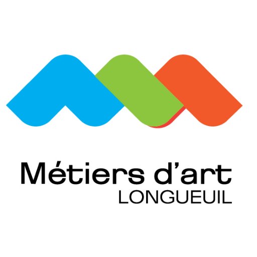 Depuis 1982, le Salon des métiers d'art de Longueuil met en valeur le talent d'artisans locaux en provenance d'un peu partout au Québec via une expo-vente