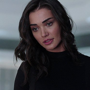 “𝚆𝚎 𝚌𝚊𝚕𝚕 𝚘𝚞𝚛𝚜𝚎𝚕𝚟𝚎𝚜 𝚝𝚑𝚎 𝙻𝚎𝚐𝚒𝚘𝚗.”DC/CW RP|Crossovers Welcome 「Literate/Descriptive 」 Single/Bi Mature Content