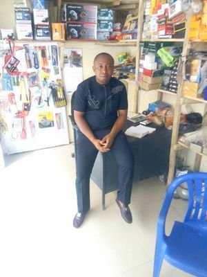 a father and a good listener,a trust worthy business man.managing director divine CEO business enterprises ( registered) with CAC.