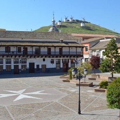Félix Sánchez Profile