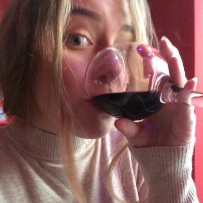 anastasiynemag's profile picture. Штурман Жорж, театрознавиця