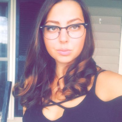 dblankenship17's profile picture. AOII🌹🐼 💜