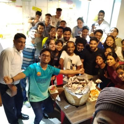 barthaki_akshay's profile picture. 