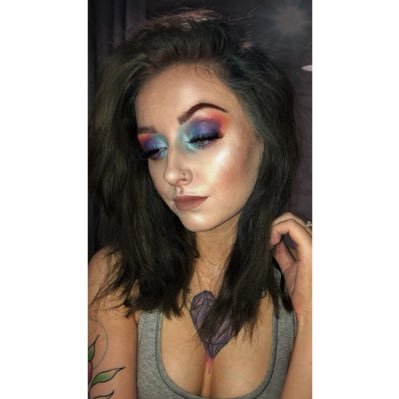 glasglow__'s profile picture. self taught mue from scotland. instagram; @glasglow__