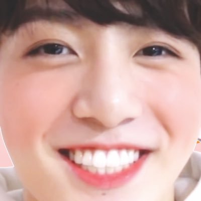 내 자랑이자 사랑인 @BTS_twt.
'먼 미래 지나가는 우리의 시간들을 보며 웃을 수 있기를'