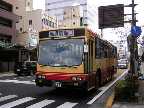 ibarakiauto_bot's profile picture. 平成22年5月31日を持ってバス事業を終了した茨城オートの路線バス車内放送をpostしていく非公式BOTです。茨城オート㈱ならびに茨城交通グループとは一切関係ありませんのでお問い合わせはりりあんオート（@lilian_auto）までお願いします。