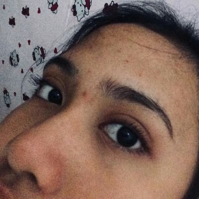 its not a bad thing to love someone who don't know you
-THyung.v
