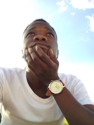 I m student at University of South Africa currently studying paralegal studies and I love music especially house an soul music