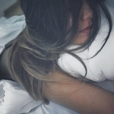 OhGerly's profile picture. Rara y amante de las cosas más raras que yo. A veces algo... y a veces todo. Siempre suya.