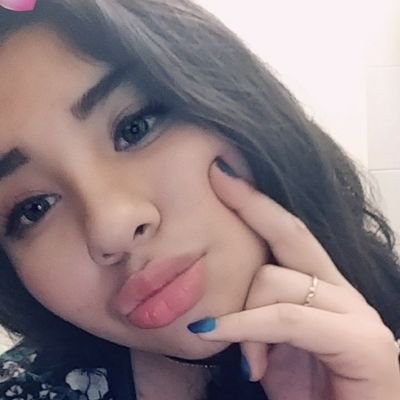 Kari_Hernanande's profile picture. Música Deportes Deportes Me encanta el futbol americano y simplenente soy feliz