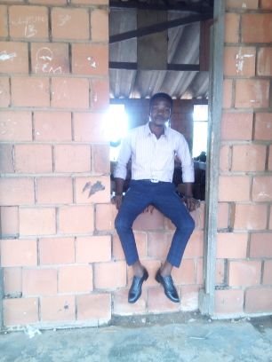 I am Abisodun son of late Mr Sunday omokhorinje a graduate of ondo state polytechnic owo from the dept of mass communication  in need of job that can change lif