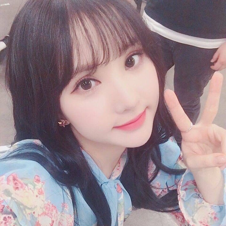 ≠ Known as Yickey ≠
♪ Roleplayer of 여자 친구 's Jung Eun Bi a.k.a Eunha ♪
Kimev 's mbem sista.
Eunkook w/ Dovis
[97L]