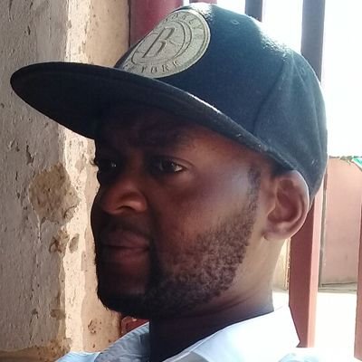 SimangoPester's profile picture. 