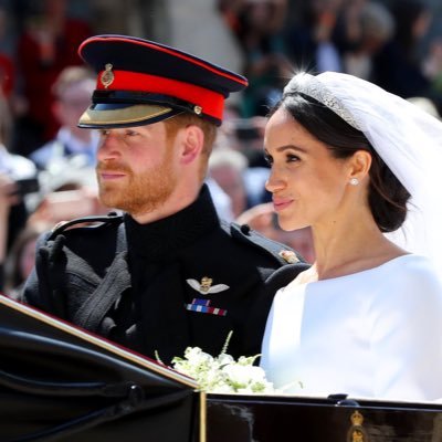 The Duke And Duchess Of Sussex Here S A Beautiful Picture Of Mummy And Daddy Hugging Baby Archie As They Mentioned That The Duchess Will Be Giving Birth To A Baby