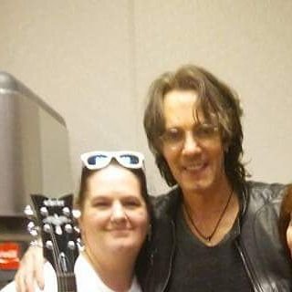 I love my kids and I love Rick Springfield ❤