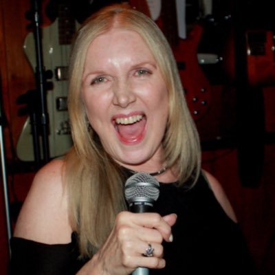 ellehums7's profile picture. Actress/ Singer-person- sometimes funny