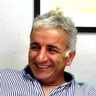 Director of Radio Orient Beirut
الاسماء المستعارة والمغفلة ويللي بيستحي اصحابها فيها ما بيستاهلوا مني تعليق او رد