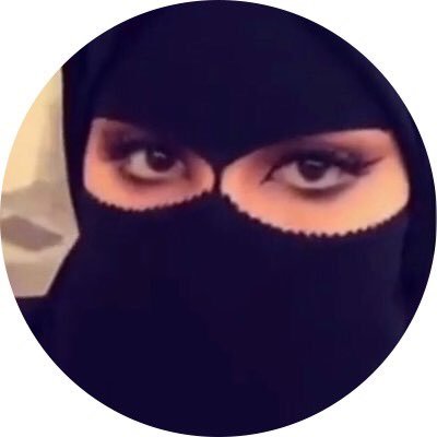 أعشق رجـلاً كويتي وامرأه سعوديه جعلاني فَتاةَ مُدَللة، هما لامَثيل لهما هما مَصدر سعادتي وثِقَتي وكلُ شَيء بِحَياتي🇰🇼💕🇸🇦