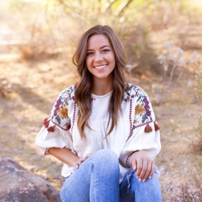 sabrinadenhamm's profile picture. lets take an adventure