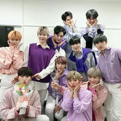 워너원이 있기에 워너블이 있다.
워너원이 없었으면 워너블도 없었다.
항상 꽃길만 걷자🌸