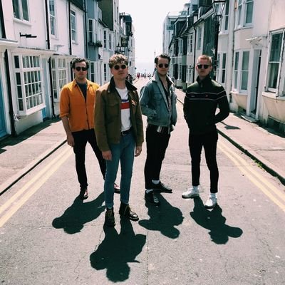 Britwave band from London. Debut EP 'Now': https://t.co/Ghi5ETKxbh