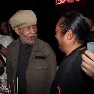 KomiyamaShogo's profile picture. 100% Rebel Beat Sounds！