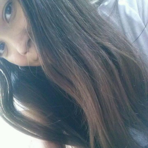 estrellapvs's profile picture. "Las niñas buenas van al cielo y las malas a todas partes."