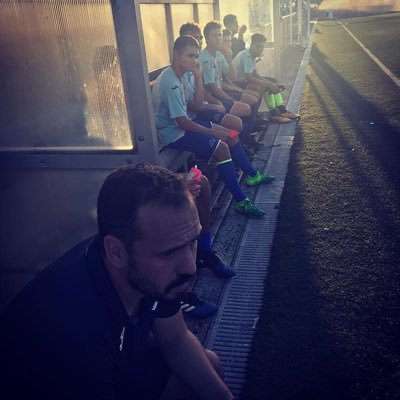 Graduat en ciències de l'activitat física i l'esport. Entrenador nacional de futbol. Entrenador C.E Sineu. https://t.co/luI4EZsHmN.