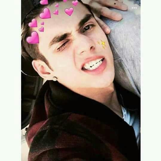 AlexaDanielaMC's profile picture. 