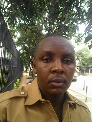 *humble is my passion
*one love
*do equity coz need equity
*peace love&unity
*Manchester united diehard
*Opinions are mine