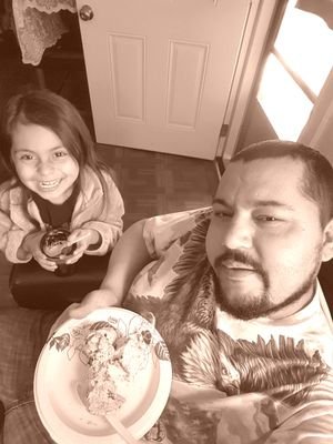 JosJuan33985260's profile picture. 