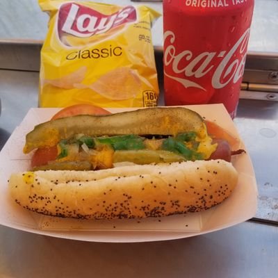 Just a guy from Chicago spreading hot dog and sausage love in OKC. Check us out, book us for your next event. 🔥🐶s polishes  Brats  italians. 405 834-9345