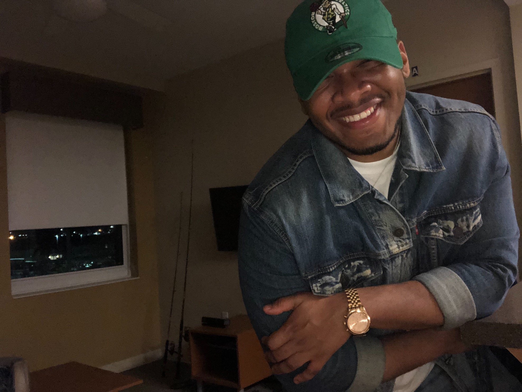 TRIZZGRIFFEYJR's profile picture. A whole bunch of shit that doesn't matter